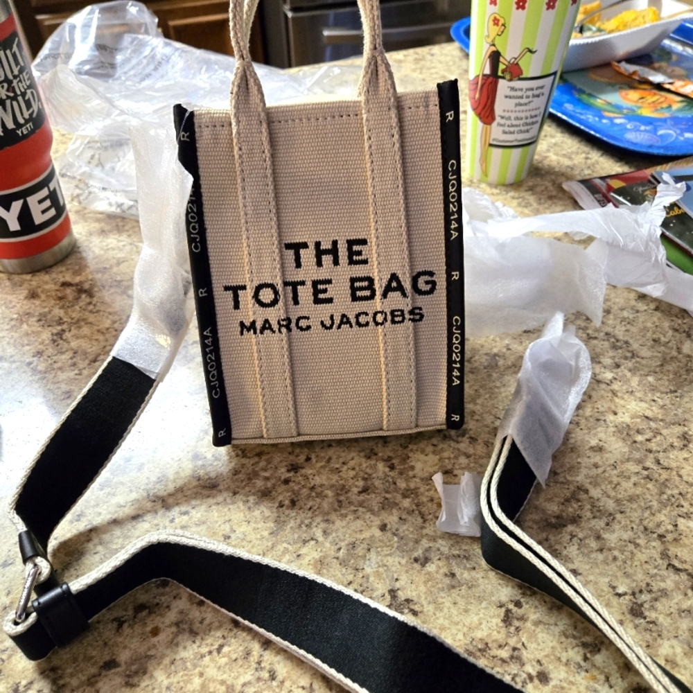 Marc Jacobs Beige and Black Tote Bag